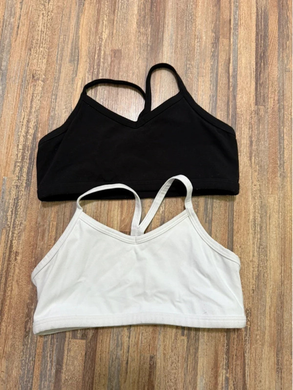 Athleta girl medium sports bra bundle of 2  Pilling/ww
